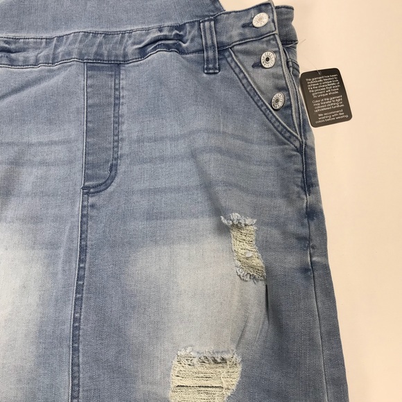 Celebrity Pink denim overall skirt - Picture 4 of 6